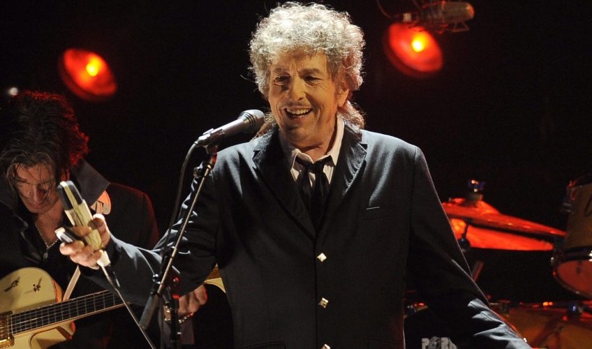 Боб Дилан не поехал в Белый дом к Абаме