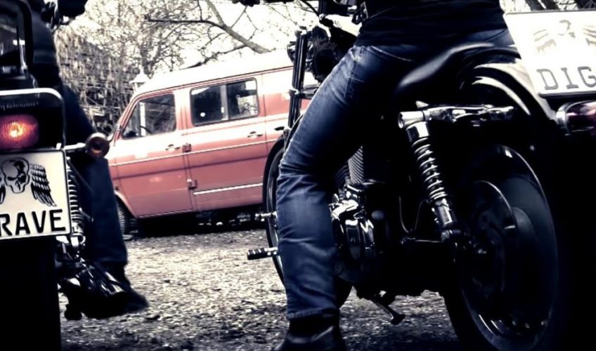 Мотоциклы, девчонки, вискарь и хеви метал!